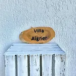 شقة Aigner اشنكريش